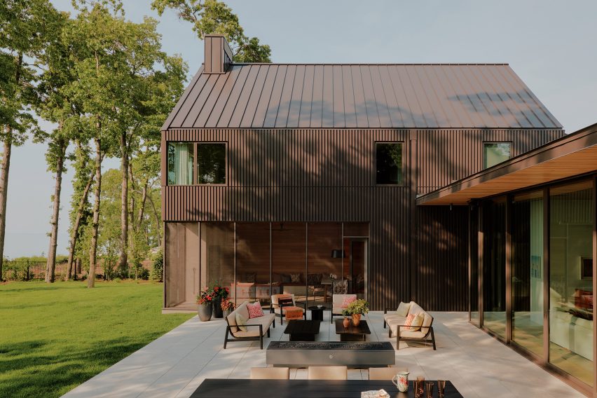 Timber Lane Retreat by Wheeler Kearns Architects