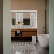 Timber Lane Retreat by Wheeler Kearns Architects