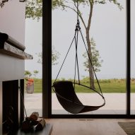 Timber Lane Retreat by Wheeler Kearns Architects
