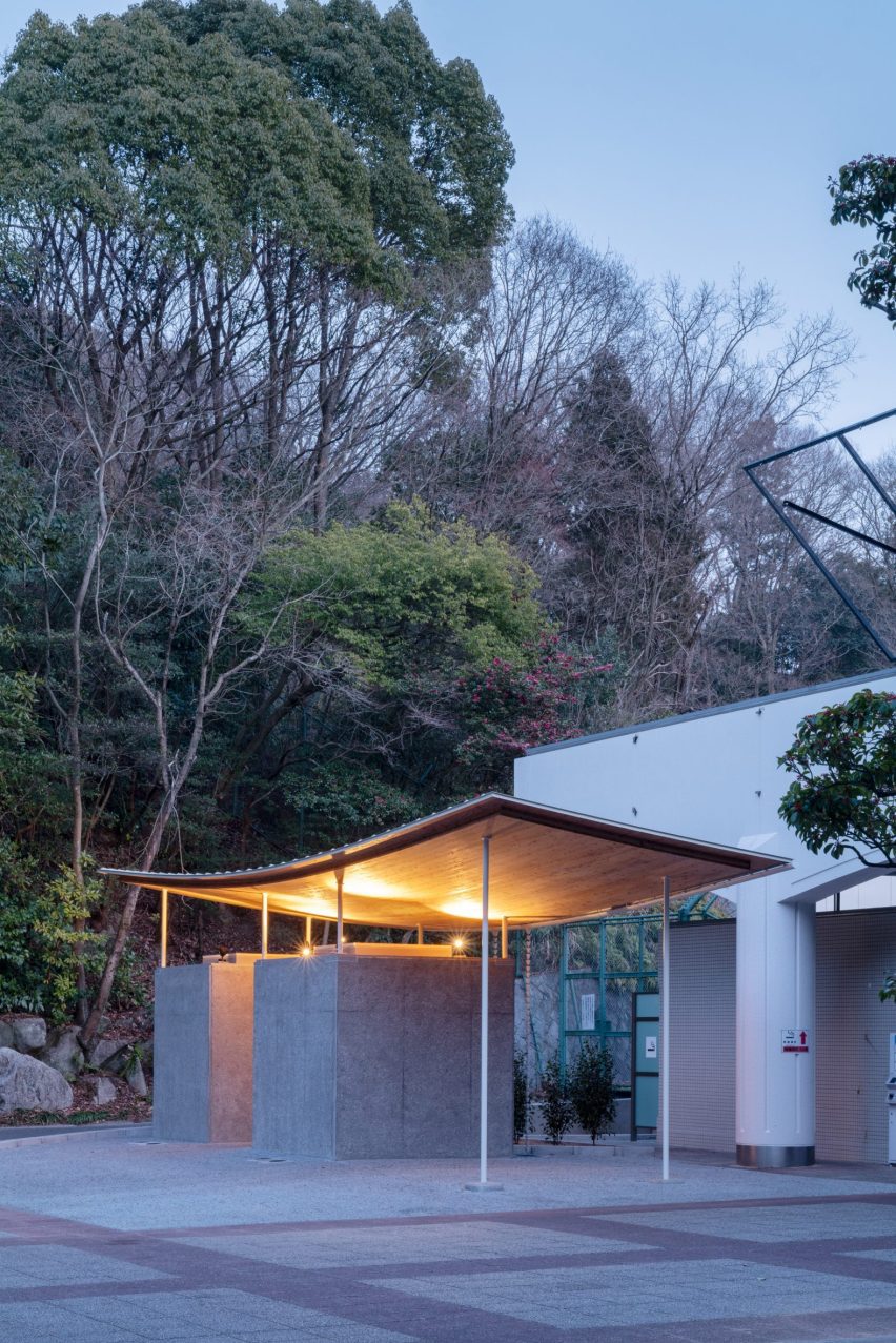 Yano Aoyama Architecture Design tops public toilet in Japan with sweeping timber canopy comments update