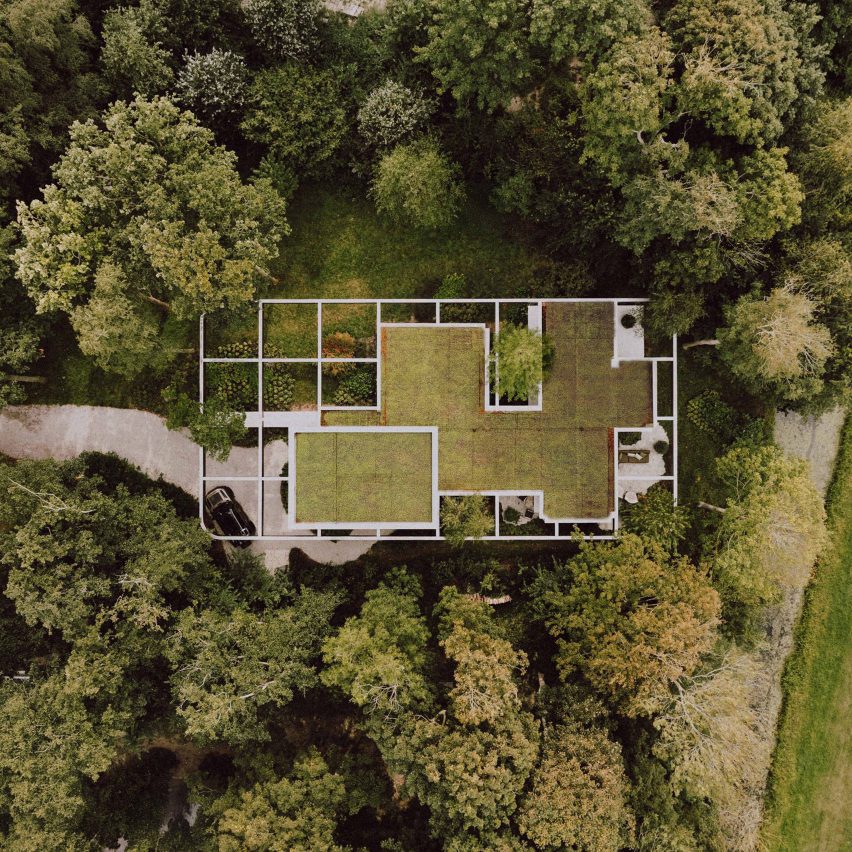Forest Villa MB, the Netherlands, by Tom Kneepkens