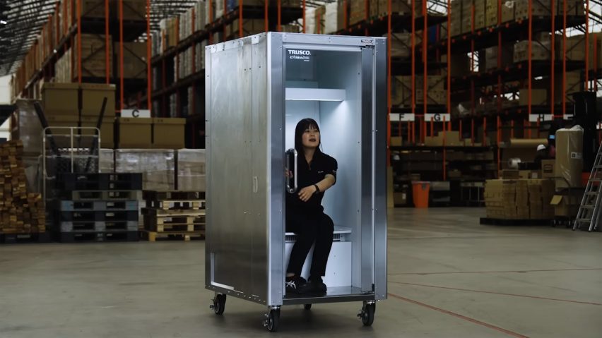 Do Hiemon Box personal cooling booth by SDRS and Trusco Nakayama