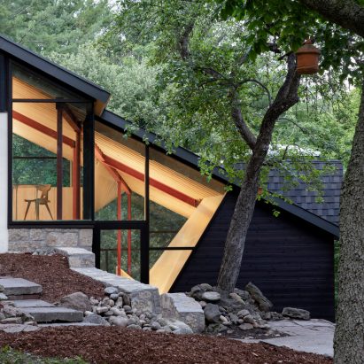 uufie Belfountain House