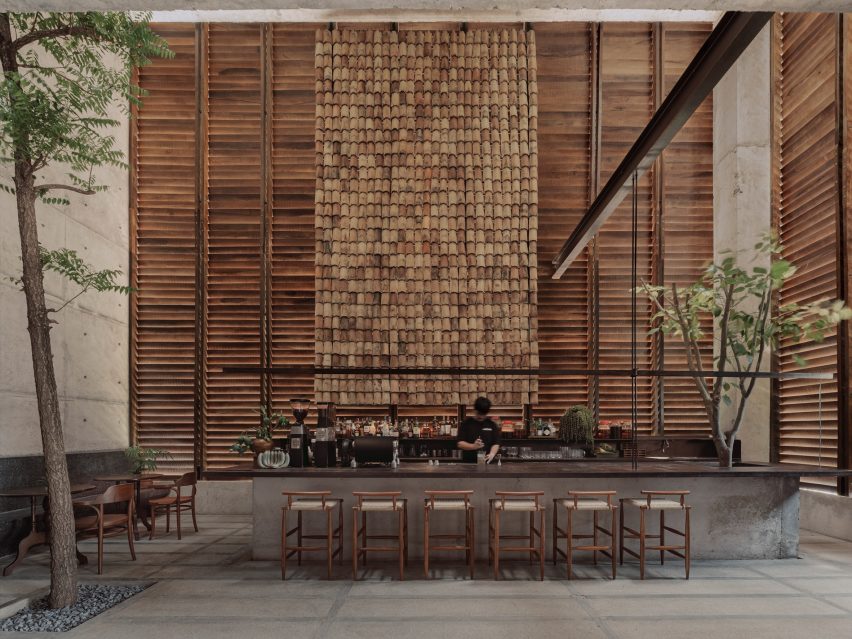 Bar at Waankarn