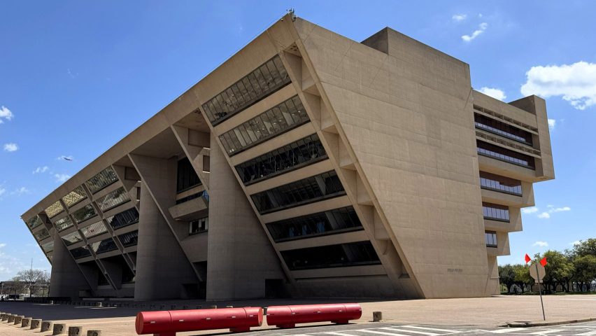 DAllas City Hall