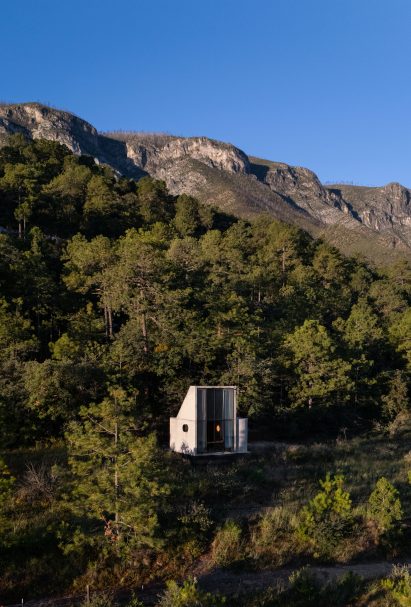Estudio Glampeer by S-AR