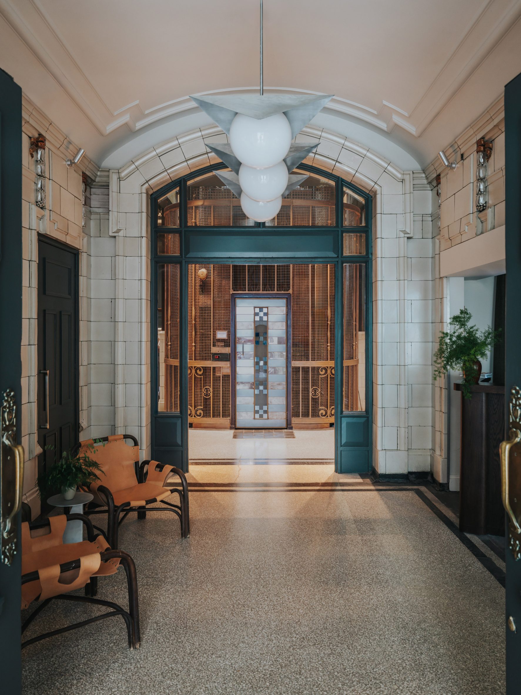 Original birdcage lift