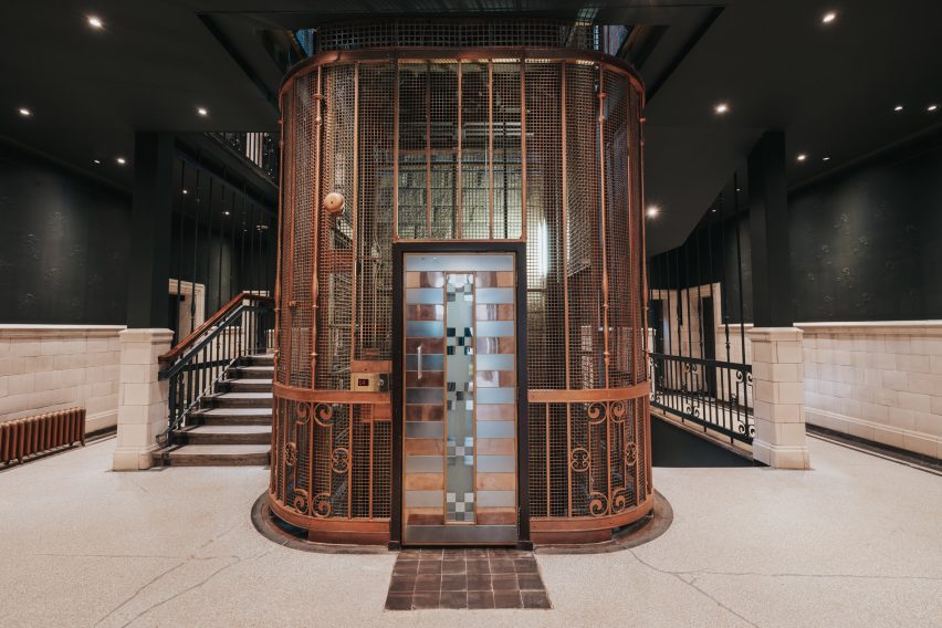 Lift shaft