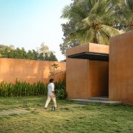 Aalok Farmhouse by Nodecraft Studio