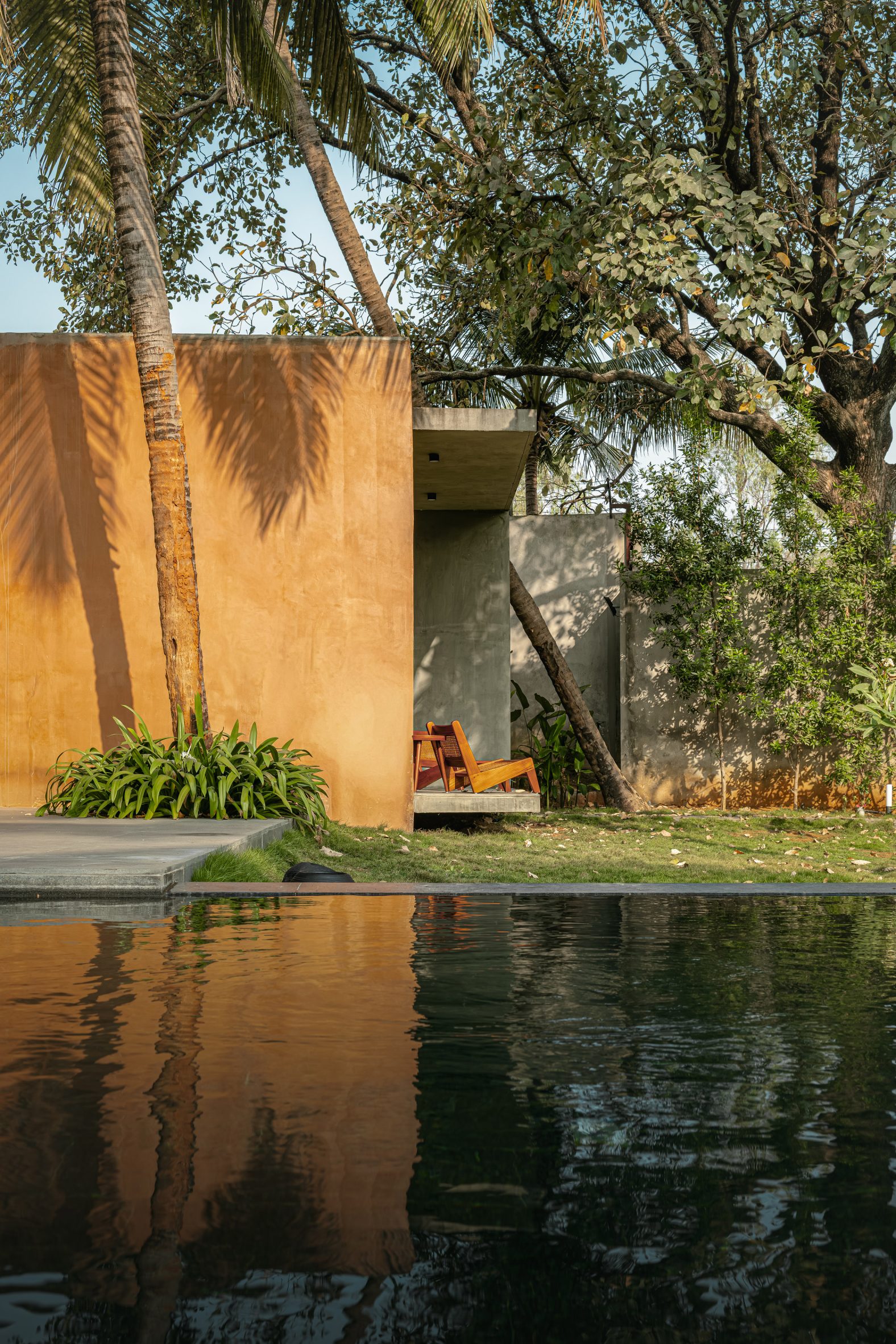 Aalok Farmhouse by Nodecraft Studio