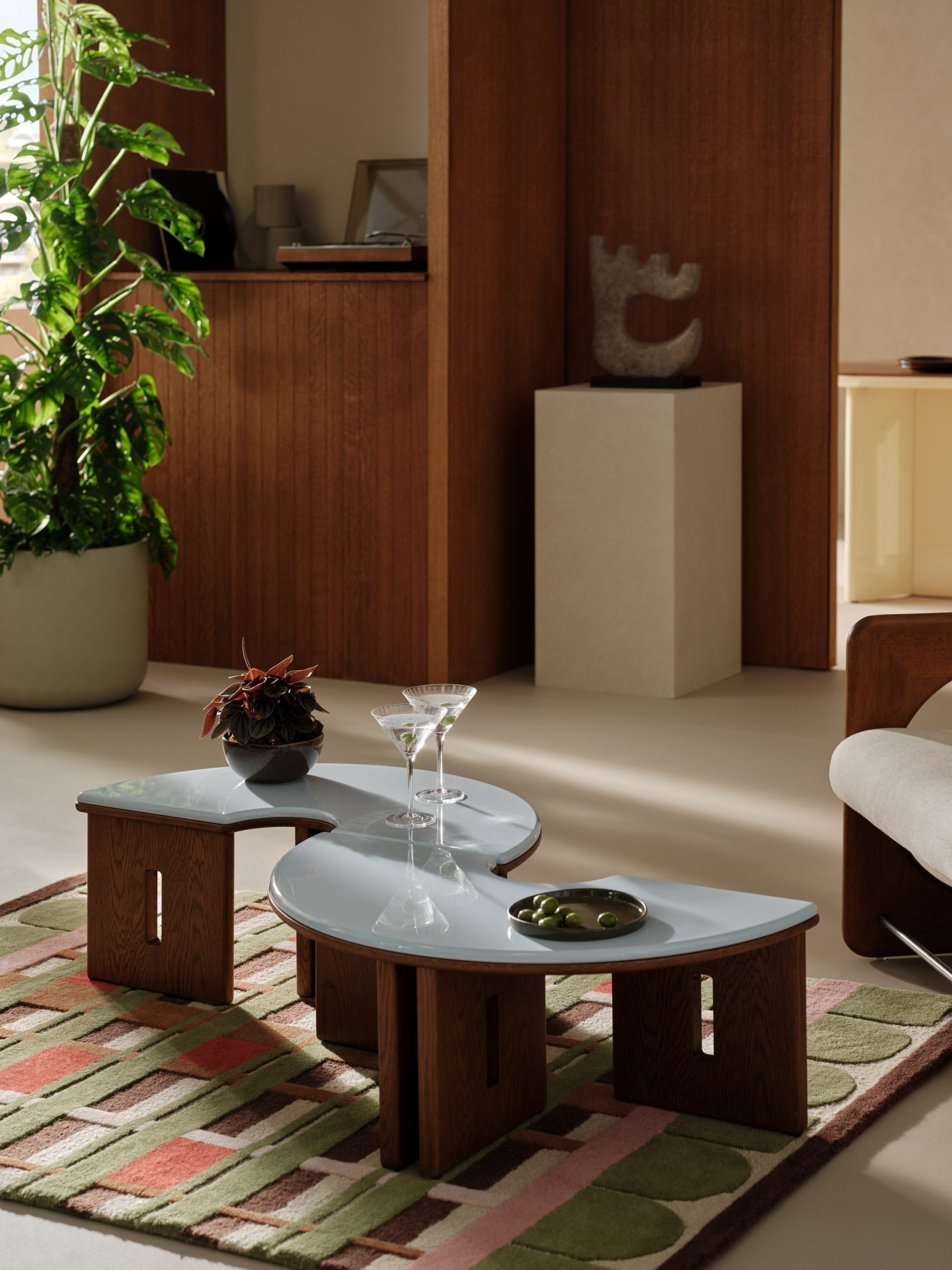 Modular coffee table