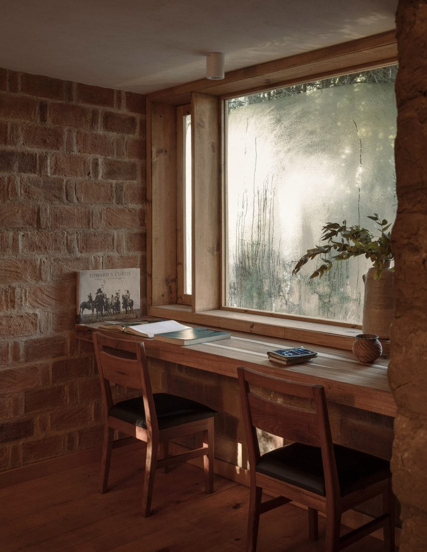 Study space at Casa Estelí by Colar