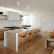 Dune House in Delaware by Ziger Snead