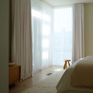Dune House in Delaware by Ziger Snead