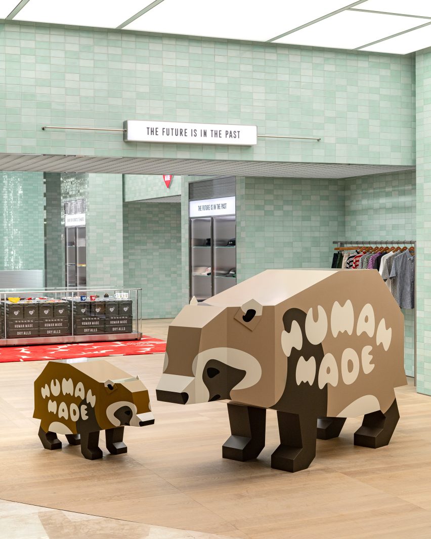 Tanuki sculptures