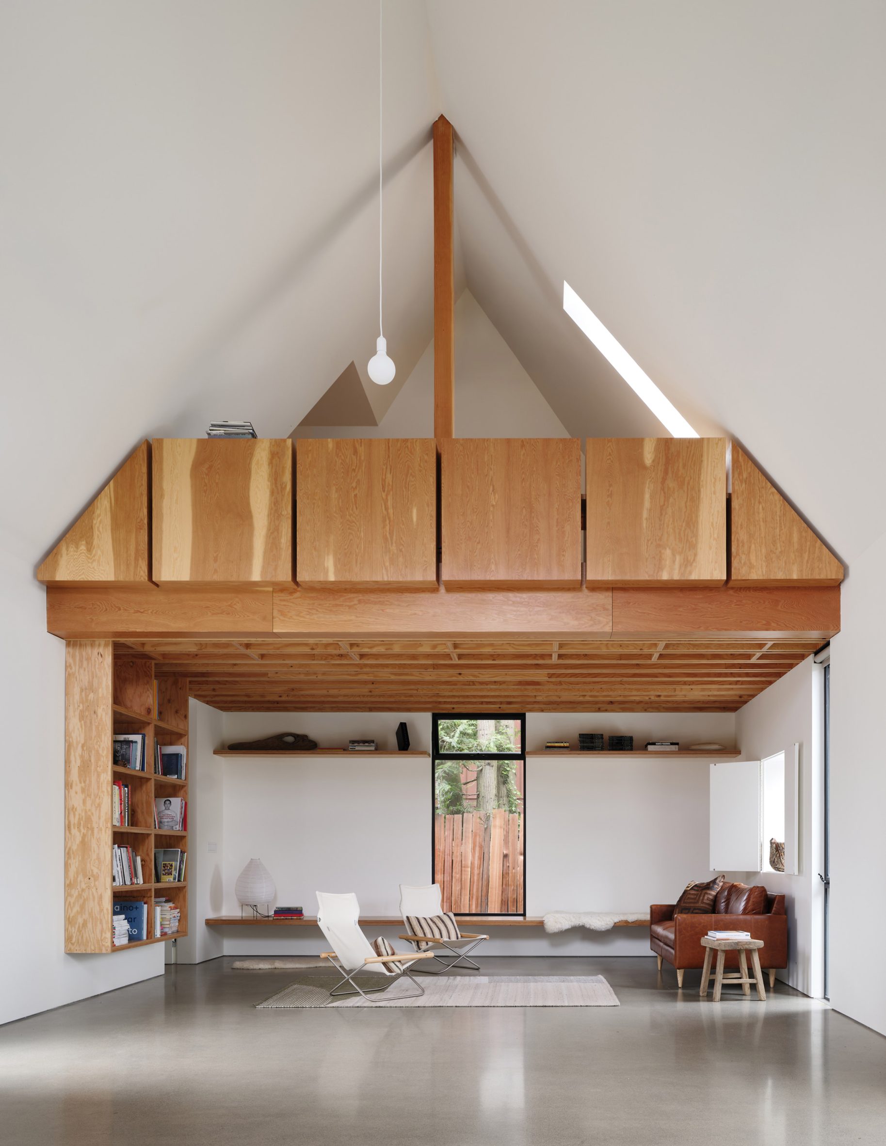 Iolair studio