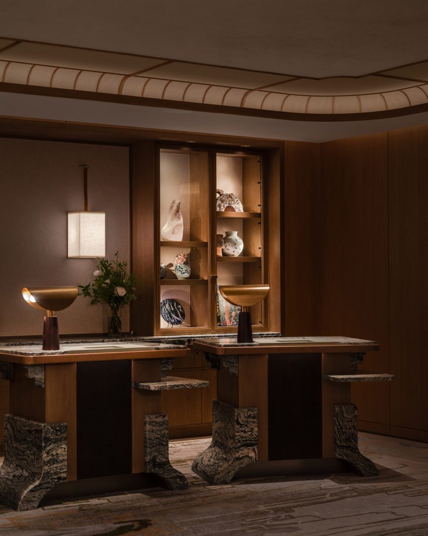 Mandarin Oriental The Landmark Hong Kong by Joyce Wang Studio