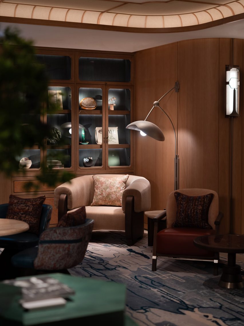 Mandarin Oriental The Landmark Hong Kong by Joyce Wang Studio