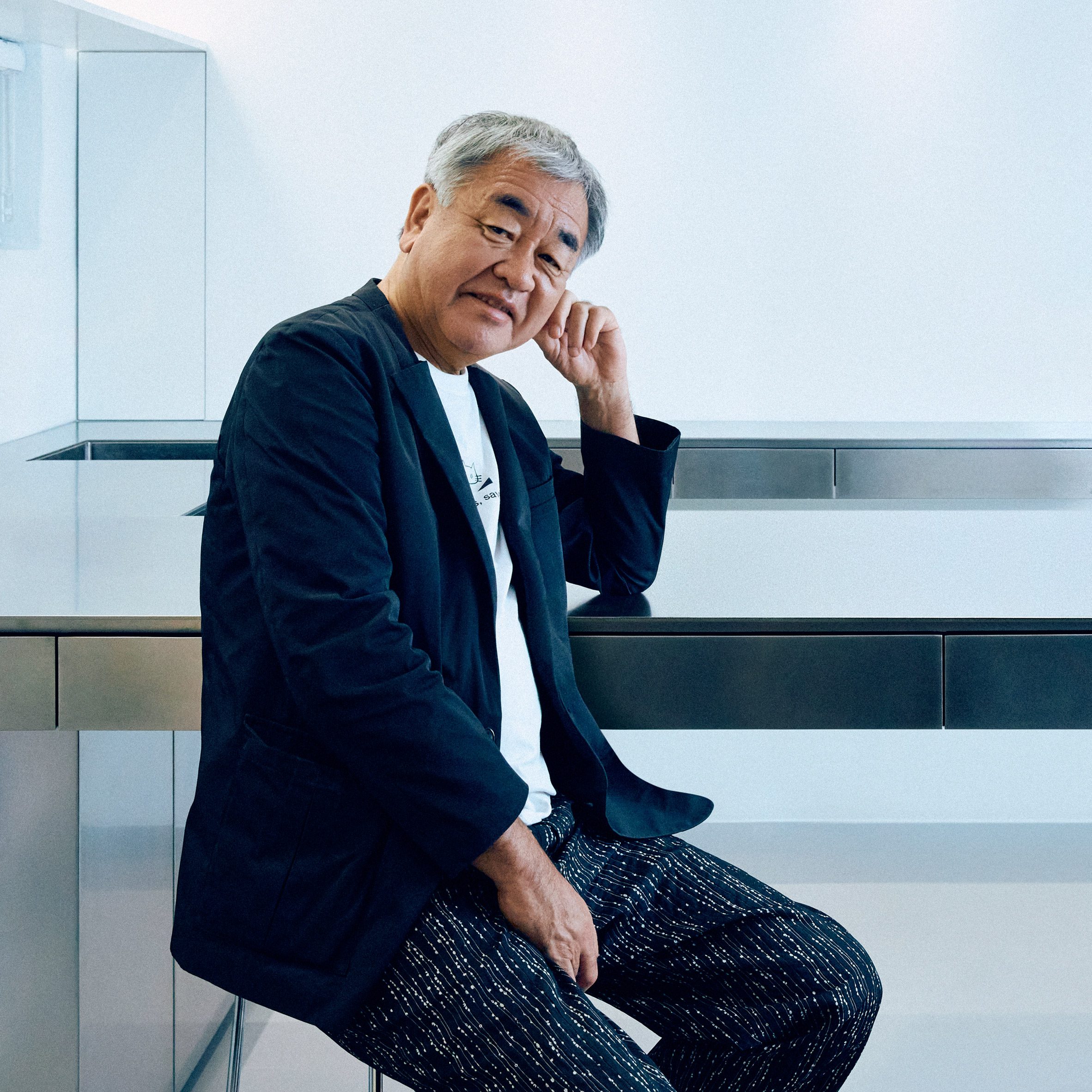 Kengo Kuma awarded Andrée Putman Lifetime Achievement Award by CDA