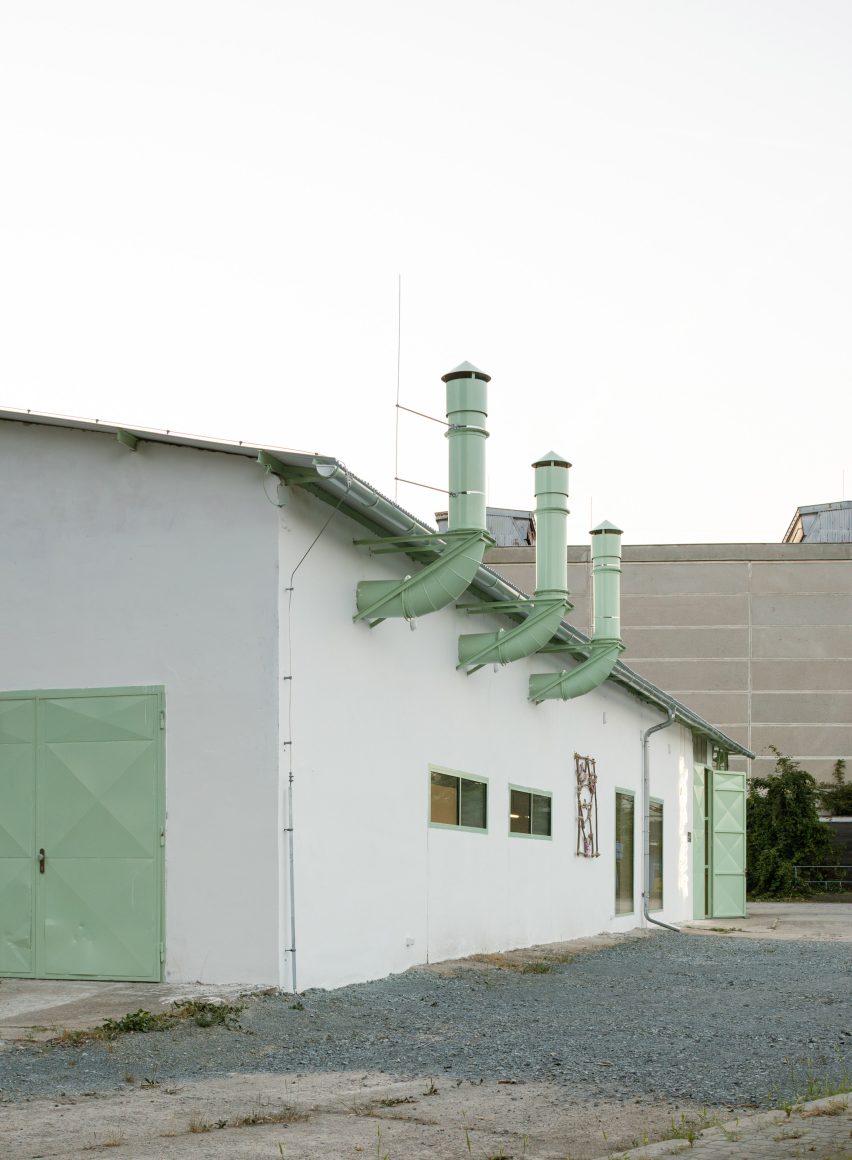 Gallery exterior by KOGAA