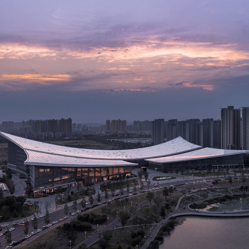 Xi’an Public Library by HONG Designworks