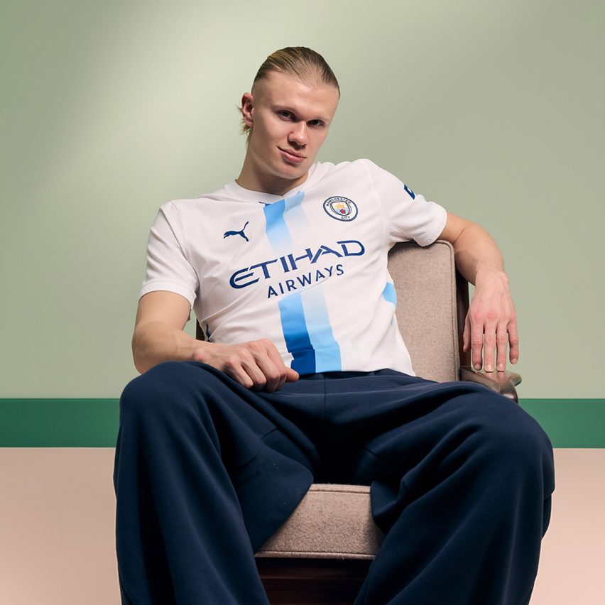 Manchester City AI kit by Puma