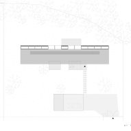 Plan of Modular home with sloping facade by Papundekl Architects
