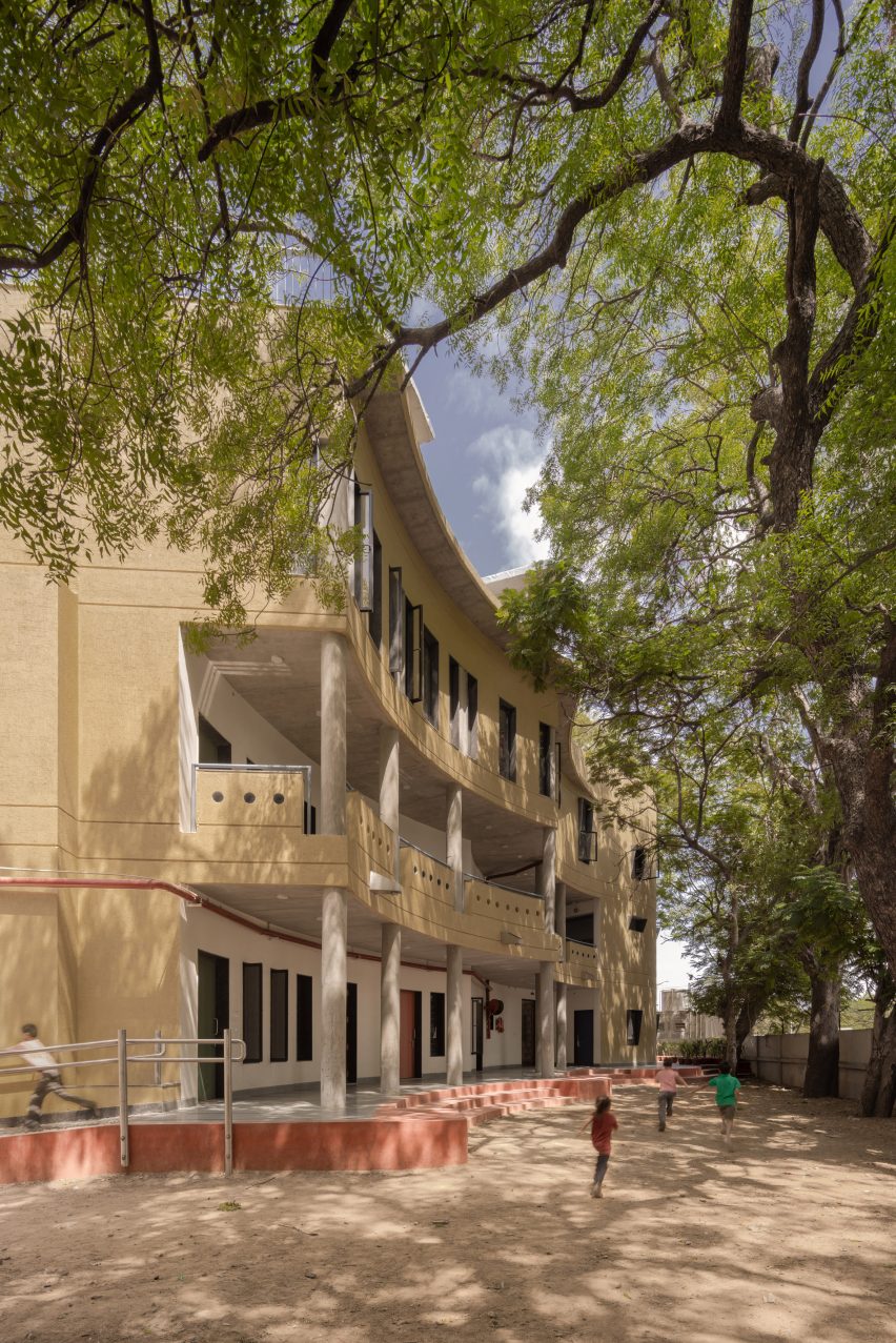 New Horizon school by Habitat Collaborative