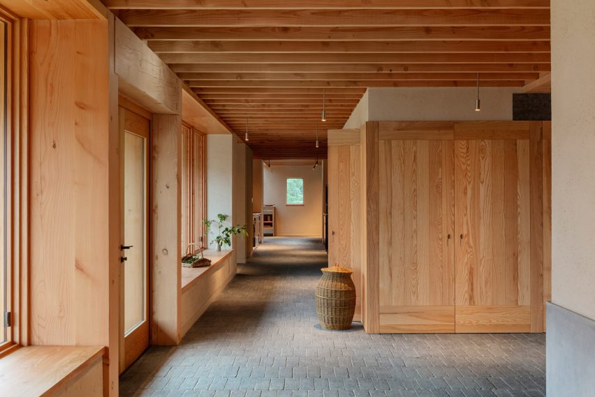 Wooden interior of Ómós