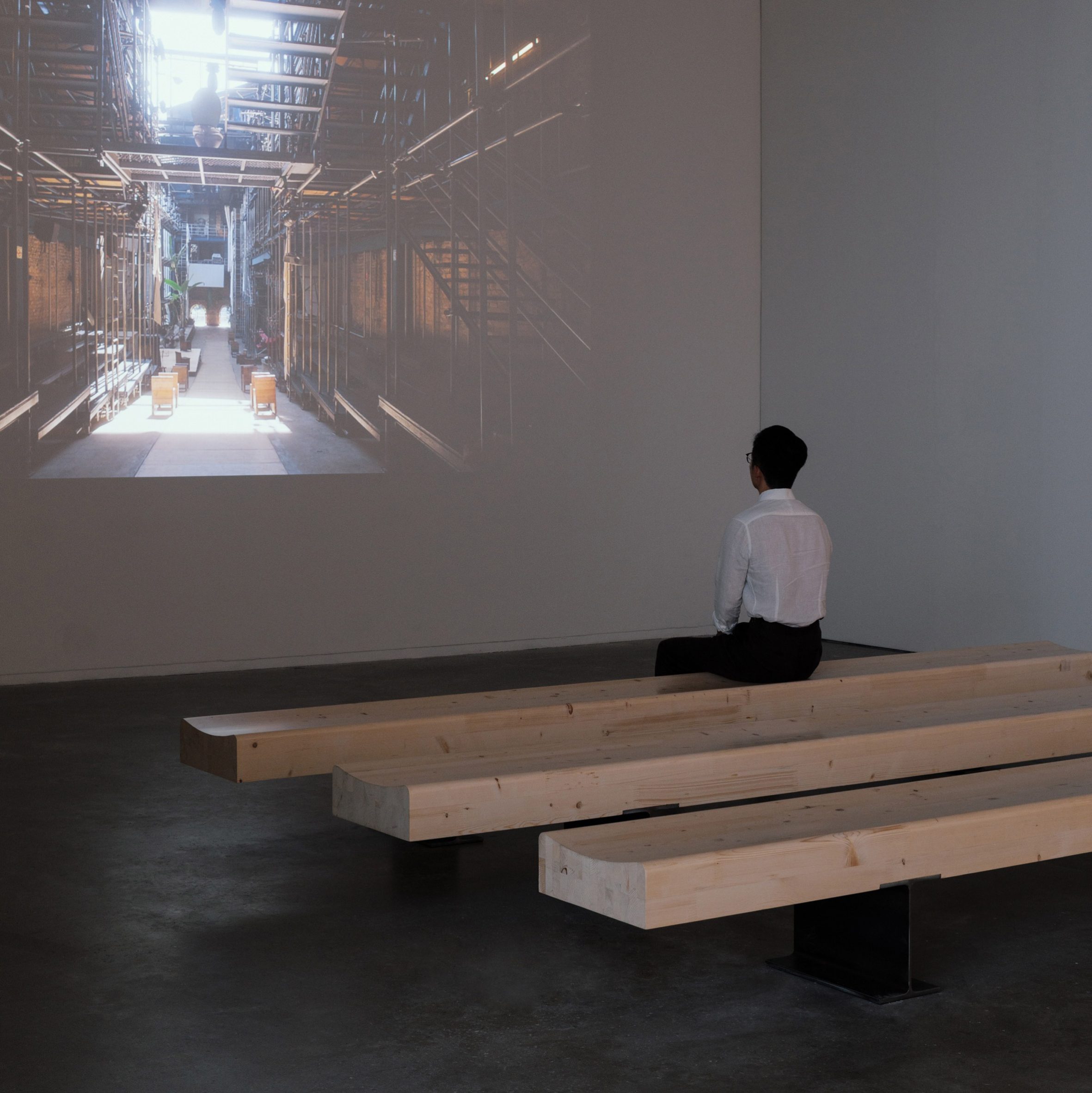 Beam bench