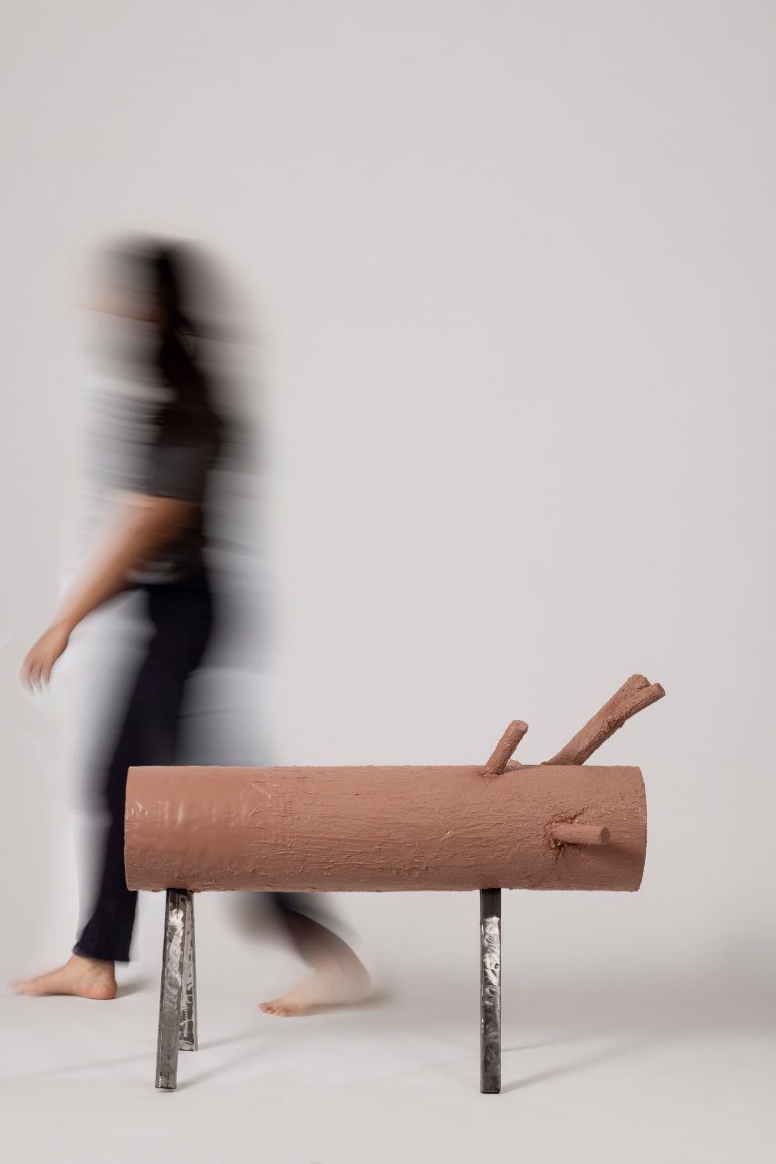 Bench resembling log