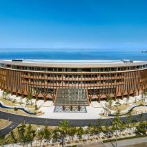 Shigeru Ban unveils Pasona Natureverse Retreat on Awaji Island