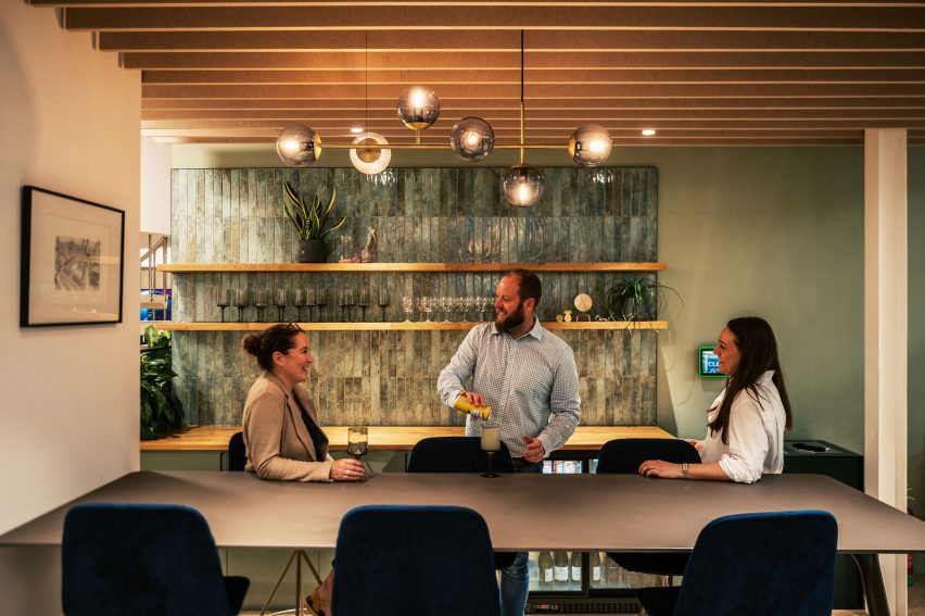 WorkLife Studio by Steelcase