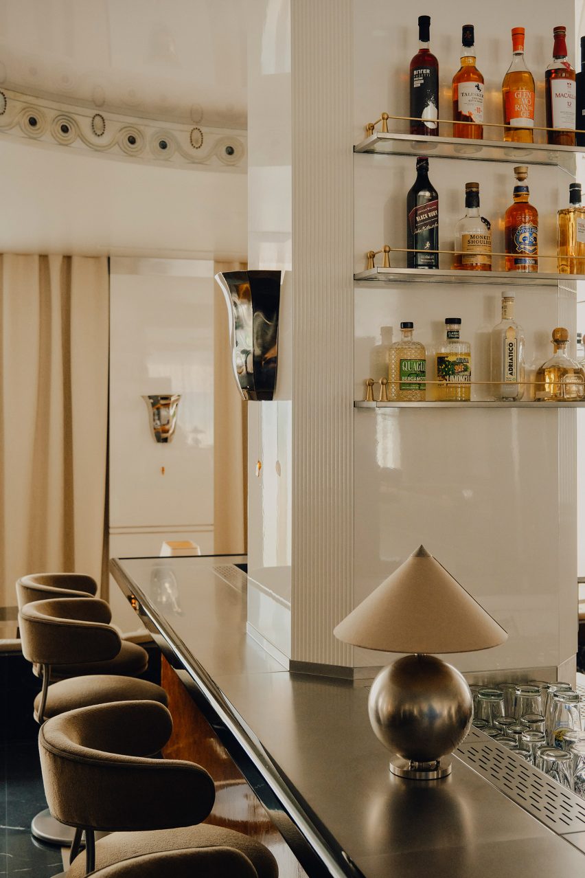Lobby bar in The Dean Munich by Tatjana von Stein