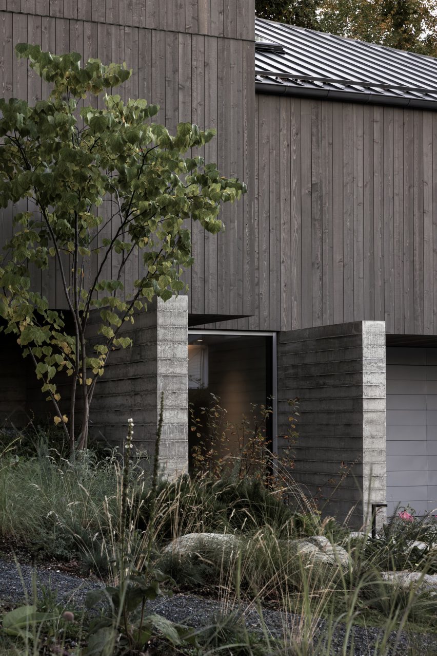 Leckie Studio Twin Peaks House