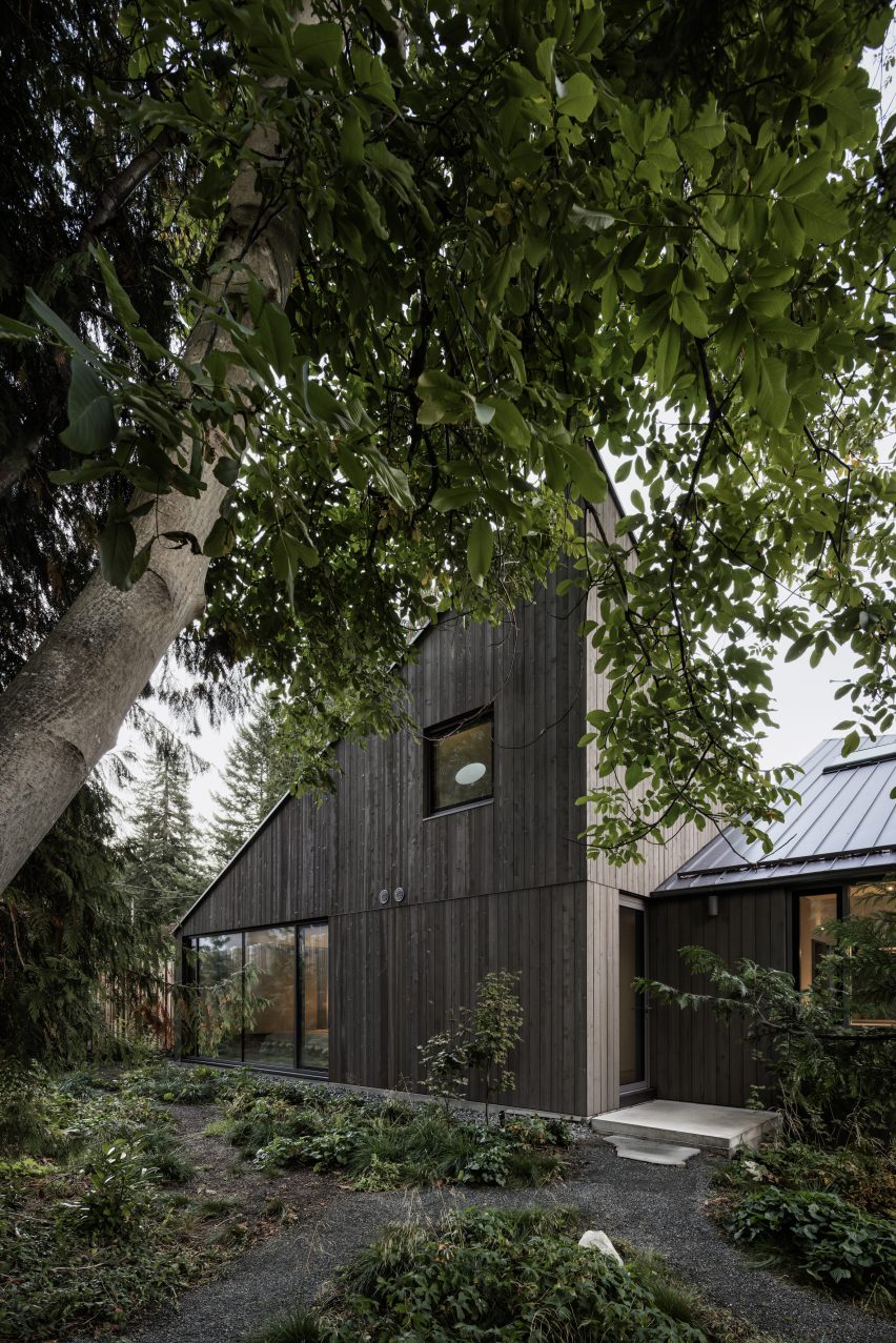 Leckie Studio Twin Peaks House