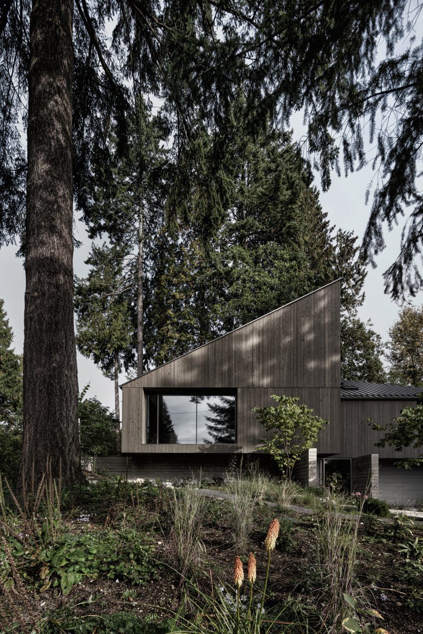 Leckie Studio Twin Peaks House