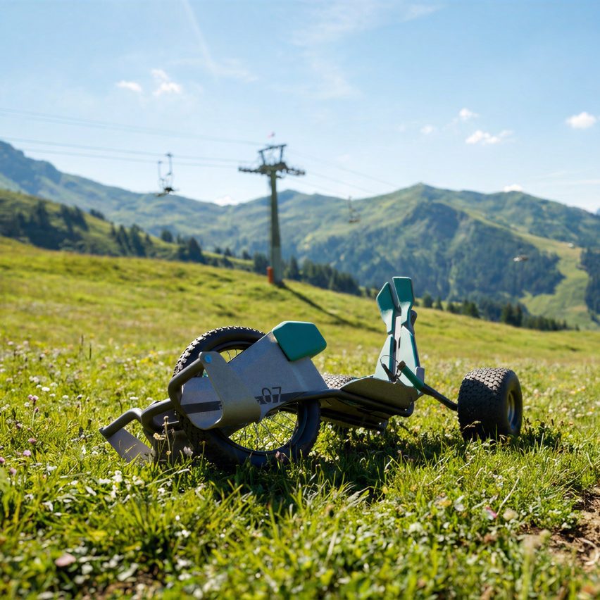 Antidote – a gravity-powered mountain trike by Matic Čič and Vid Lebič