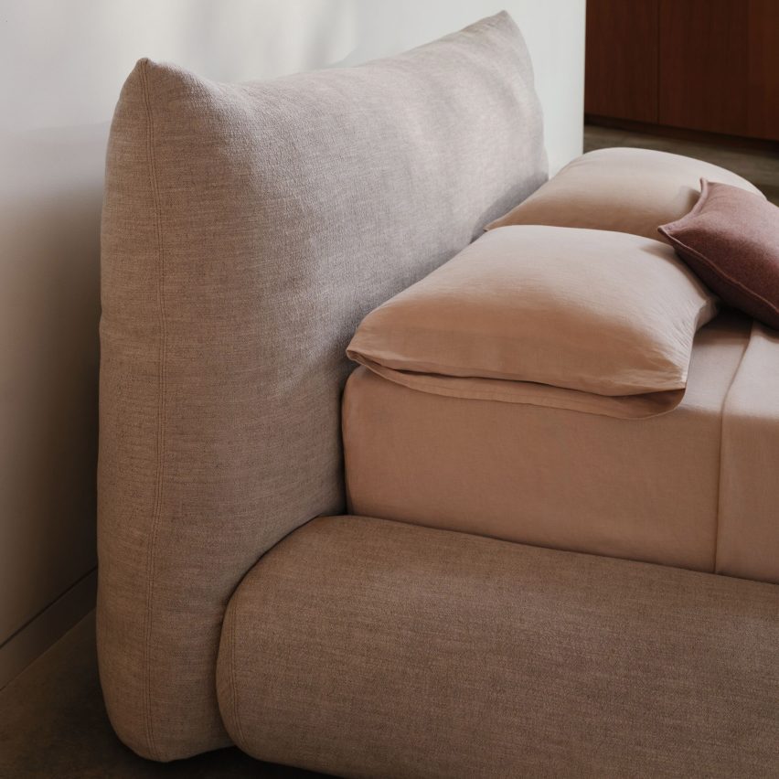 Willo Perron bed