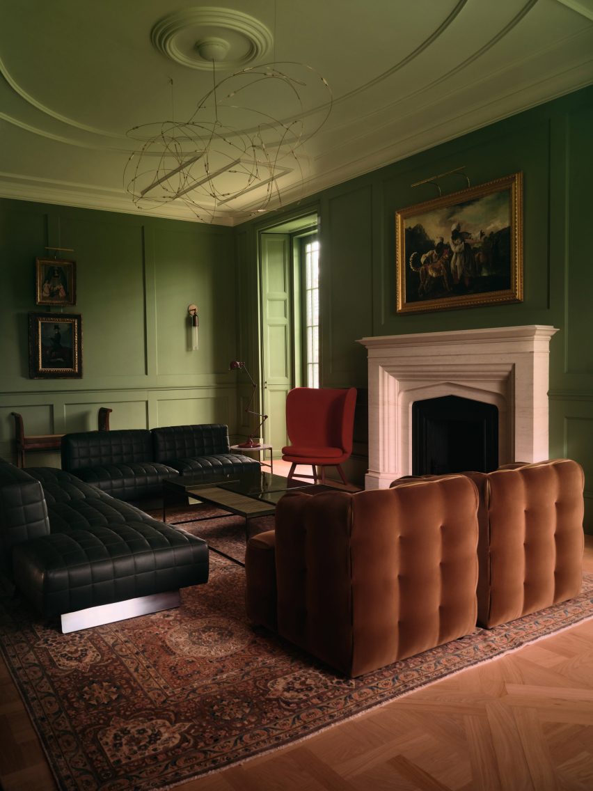 Yarlington Lodge interiors