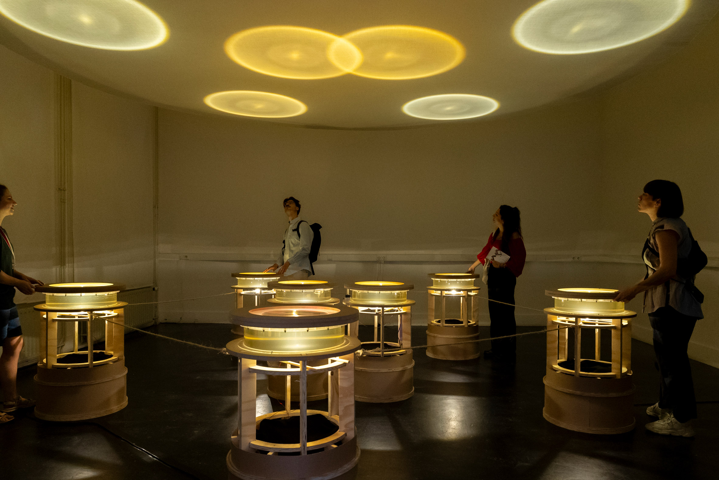 Light installation inspired by quantum communication