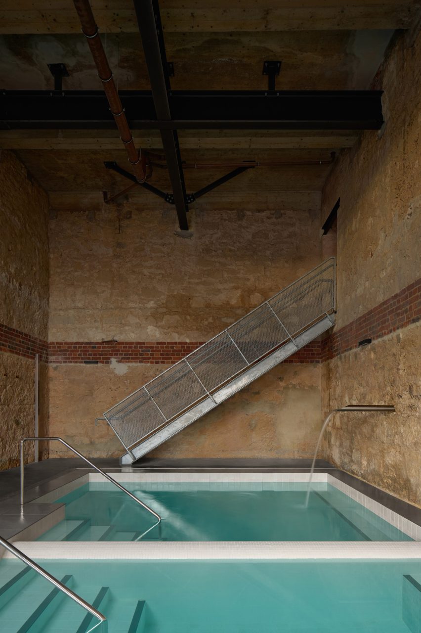 Wellness centre pools