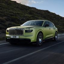 Bentley unveils first fully electric car
