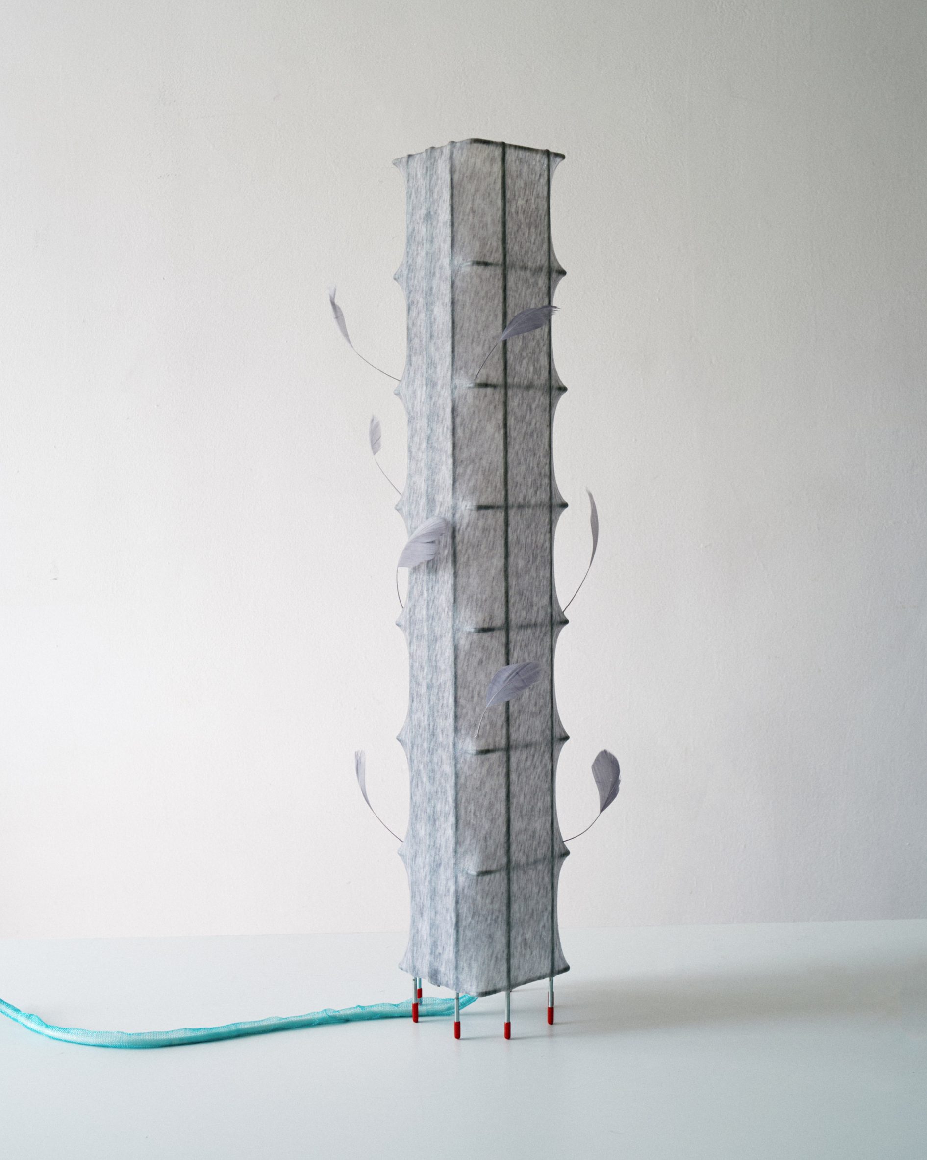 Feathered floor lamp