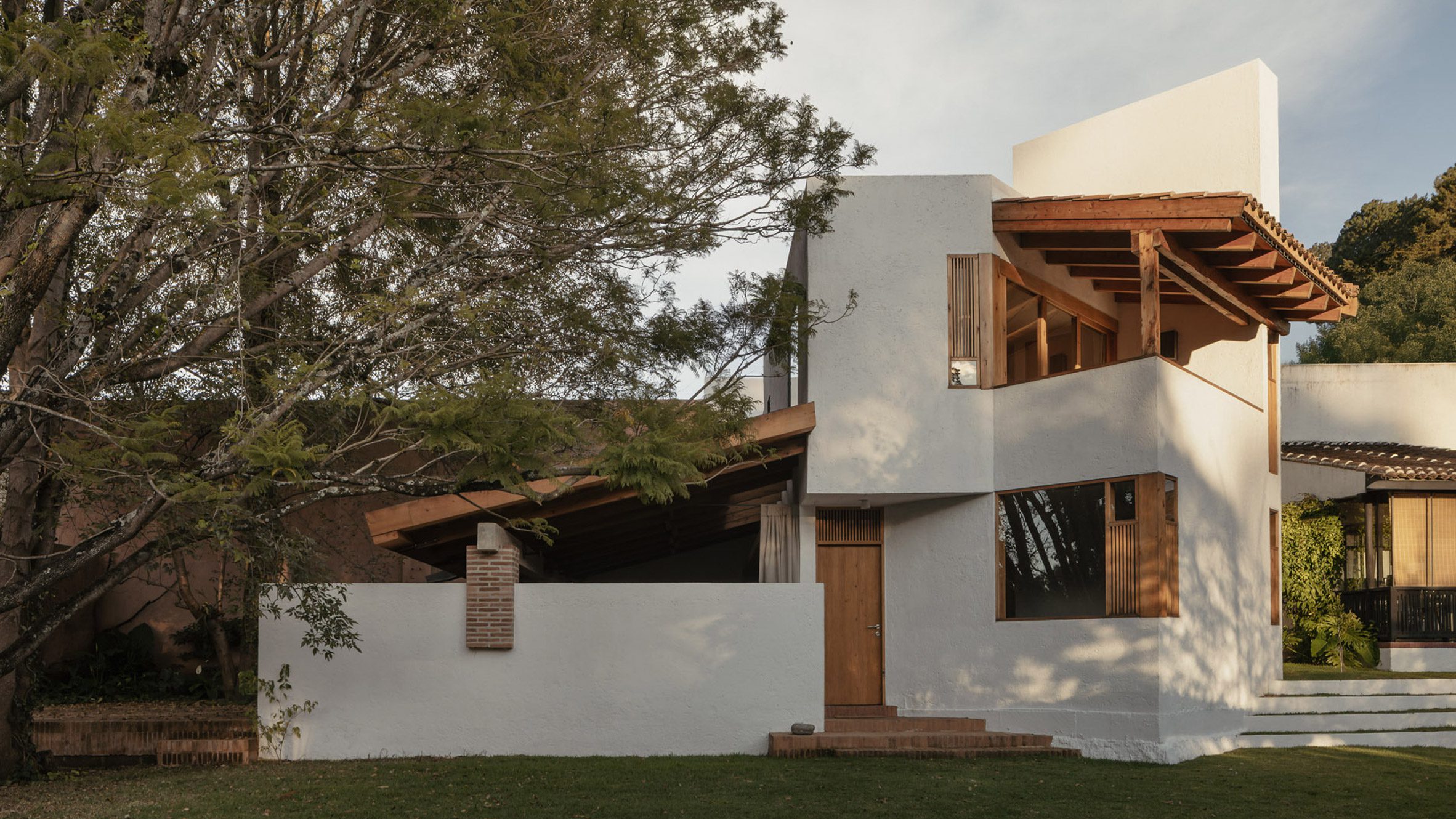 Colar angles home and studio to face surrounding hills in Mexico