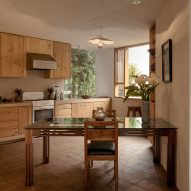 Casa Amona by Colar