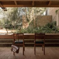 Casa Amona by Colar