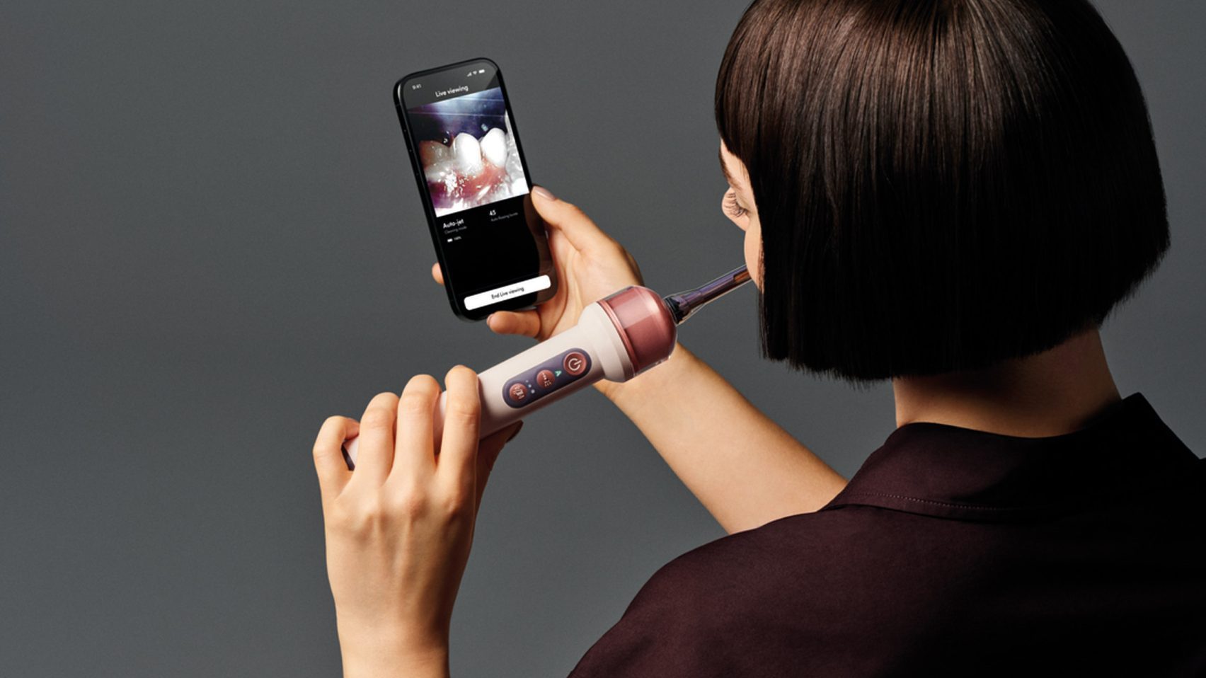 https://static.dezeen.com/uploads/2026/09/dyson-camerajet-first-toothbrush-2floss_dezeen_2364_col_41-1704x1278-1.jpg