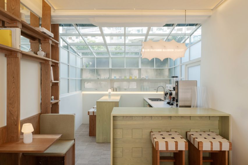 Cafe in Seoul by Spacon