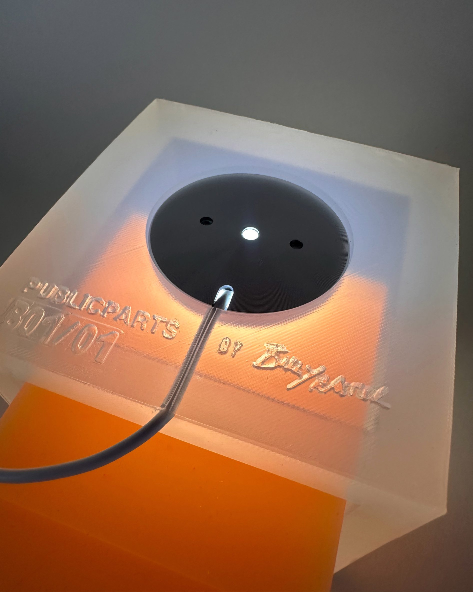 Cube-shaped lamp made from silicone
